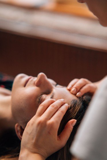 General Head Massage (15 Mins)