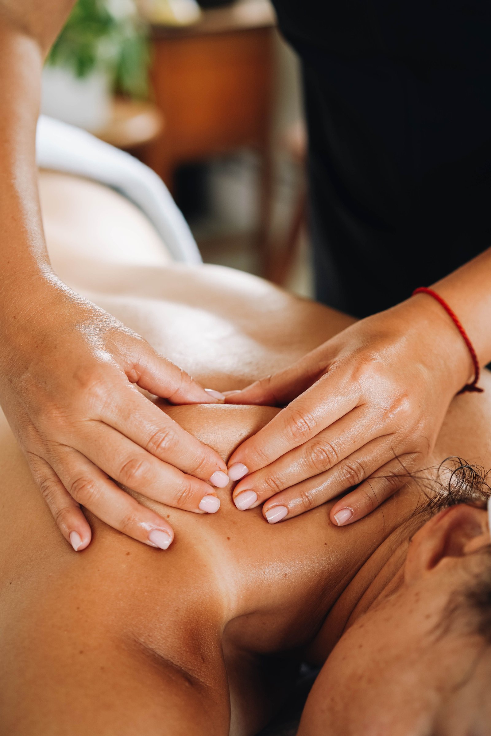 General Back & Shoulder Massage
